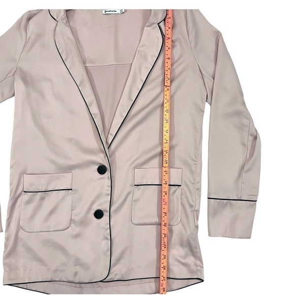 Stradivarius silky oversized unstructured women’s blazer size small nude blush - Picture 10 of 16